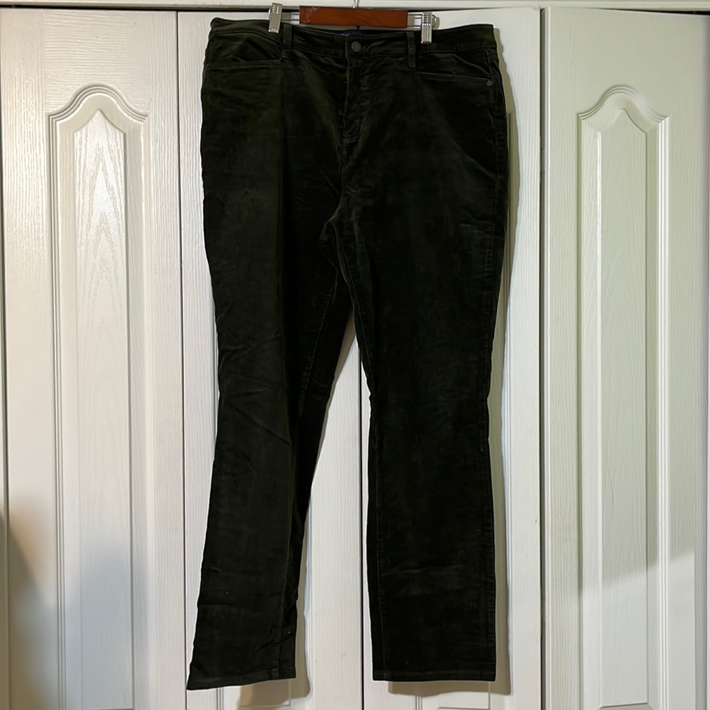 Talbots Simply Flattering 5 pocket Corduroy Pants